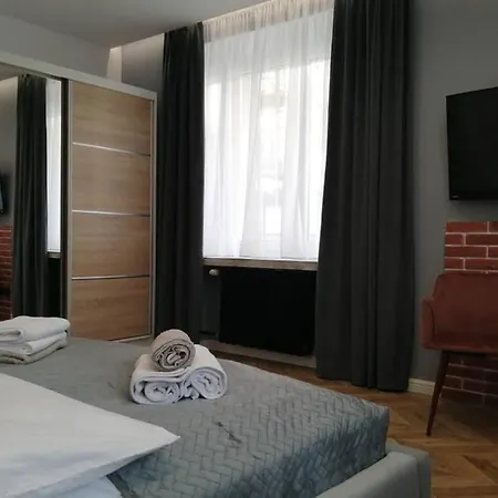 Lägenhet Lucy - Scisle Centrum Czestochowy