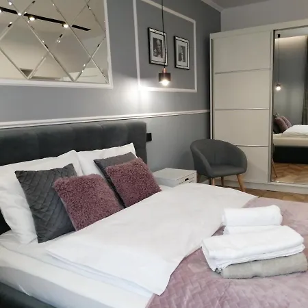 Lucy - Scisle Centrum Czestochowy * Częstochowa