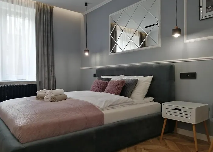 Lucy - Scisle Centrum Czestochowy