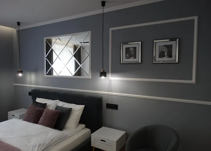 Lucy - Scisle Centrum Czestochowy צ'סטוצ'ובה