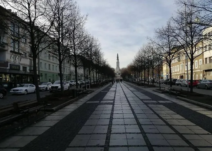 Lucy - Scisle Centrum Czestochowy צ'סטוצ'ובה